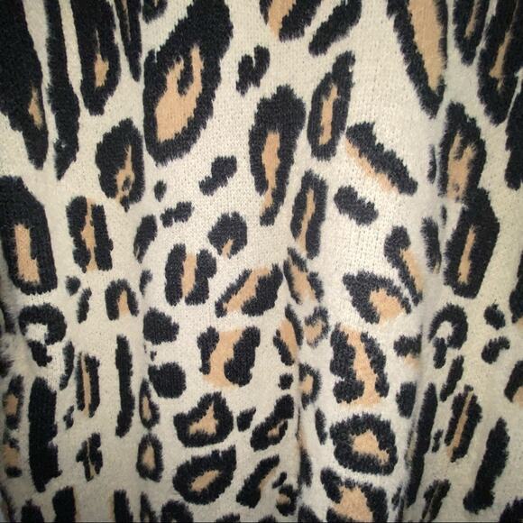 Vince Camuto Womens Cardigan Sweater Size Large leopard cheetah animal print - Picture 12 of 12